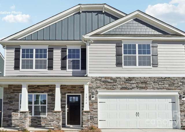 Property at 127 Meadow View Dr, Statesville, NC 28677, 4 beds, 2.5 baths