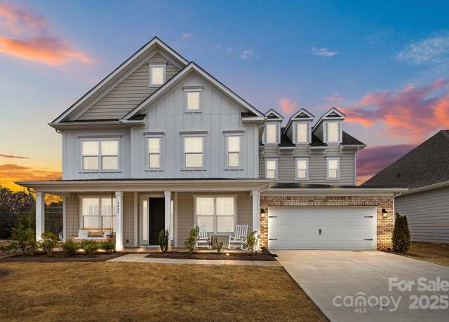 Property at 5024 Hillshire Ln, Mint Hill, NC 28227, 5 beds, 3.5 baths