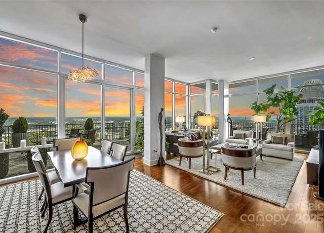 Property at 215 N Pine St #3705, Charlotte, NC 28202, 3 beds, 2.5 baths