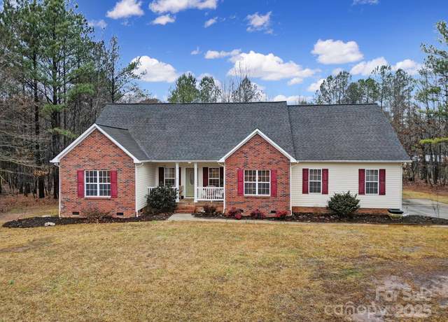 Property at 1055 Cedar Hills Ln, Lancaster, SC 29720, 3 beds, 2 baths