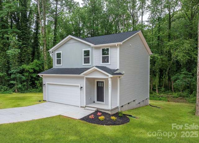 Property at 1941 32nd St NE, Hickory, NC 28601, 3 beds, 2.5 baths