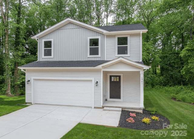 Property at 1941 32nd St NE, Hickory, NC 28601, 3 beds, 2.5 baths