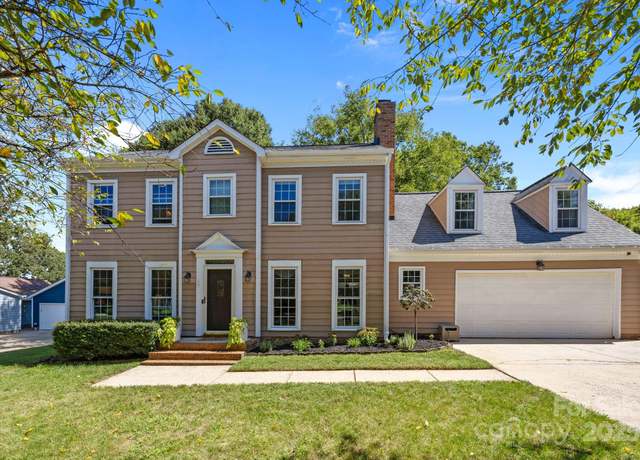 Property at 11713 Parks Farm Ln, Charlotte, NC 28277, 4 beds, 2.5 baths