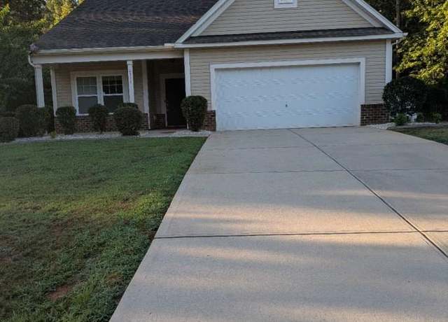 Property at 6511 Buck Horn Pl, Waxhaw, NC 28173, 3 beds, 2 baths
