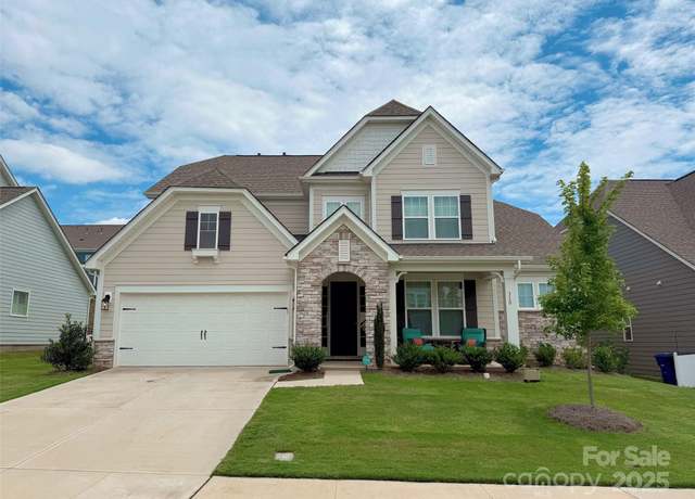 Property at 310 W Waterlynn Rd, Mooresville, NC 28117, 5 beds, 3.5 baths