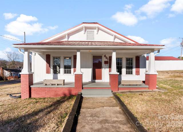 Property at 601 N 12th St, Bessemer City, NC 28016, 3 beds, 2 baths