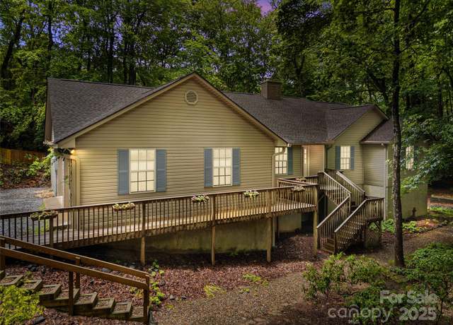 Property at 3128 Connestee Trl, Brevard, NC 28712, 3 beds, 2 baths
