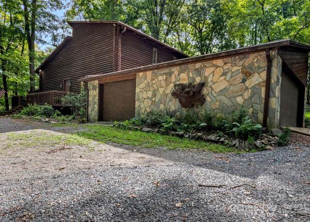Property at 1000 Stone Creek Dr, Yadkinville, NC 27055, 3 beds, 2 baths