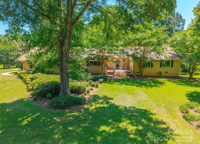 Property at 1490 Quiet Acres Cir, Rock Hill, SC 29732, 3 beds, 2.5 baths