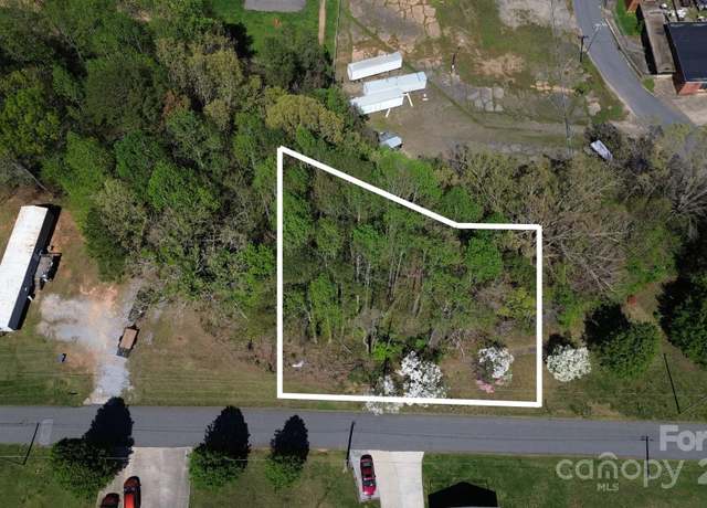 Property at 12 Hoyle St #12, Marion, NC 28752