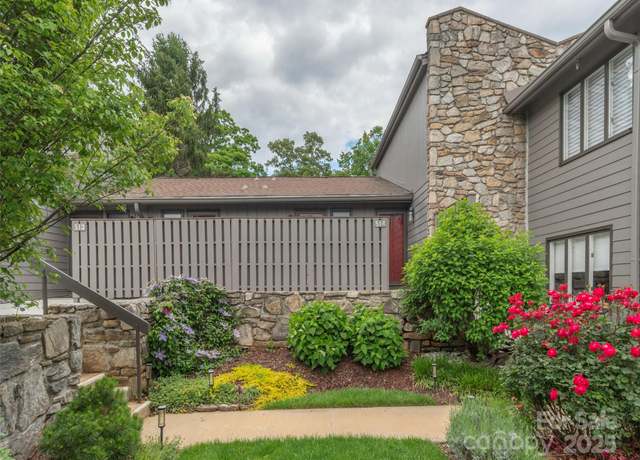 Property at 514 Crowfields Ln, Asheville, NC 28803, 2 beds, 2 baths