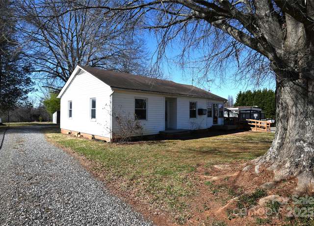 Property at 1433 Buffalo Shoals Rd, Catawba, NC 28609, 3 beds, 1 bath