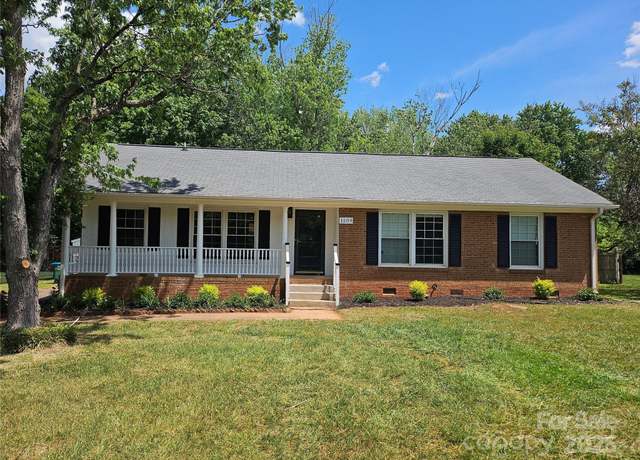 Property at 1109 Reid Harkey Rd, Matthews, NC 28105, 3 beds, 2 baths