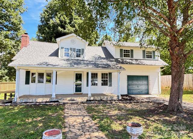 Property at 4305 Burkemont Rd, Morganton, NC 28655, 2 beds, 2 baths