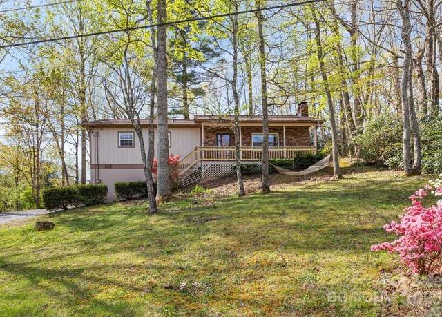 Property at 1 Spring Hill Dr, Hendersonville, NC 28792, 3 beds, 2 baths