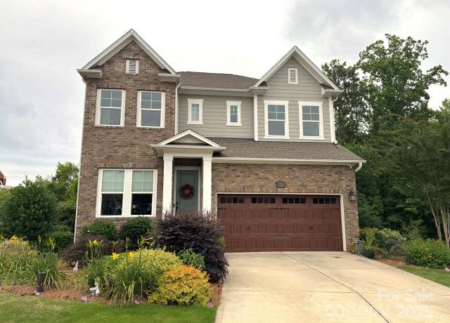 Property at 1124 Greenbridge Dr, Matthews, NC 28105, 3 beds, 3.5 baths