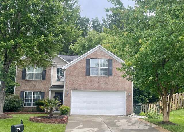 Property at 241 Chestnut Ave, Tega Cay, SC 29708, 4 beds, 2.5 baths