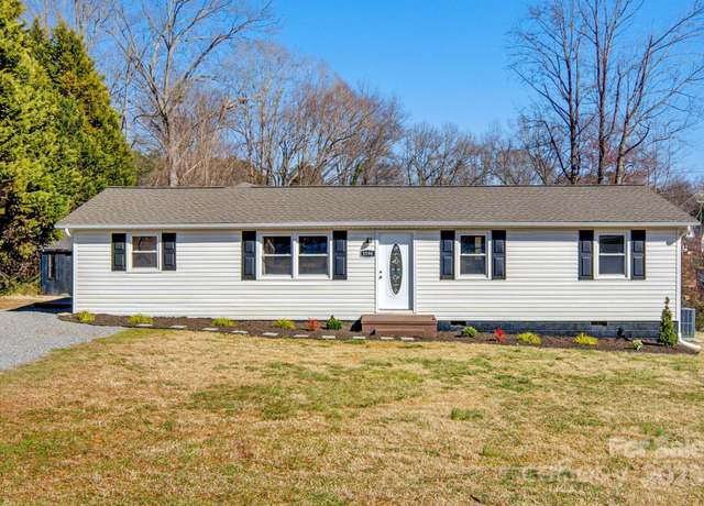Property at 3598 Puett Park Dr, Conover, NC 28613, 3 beds, 2 baths