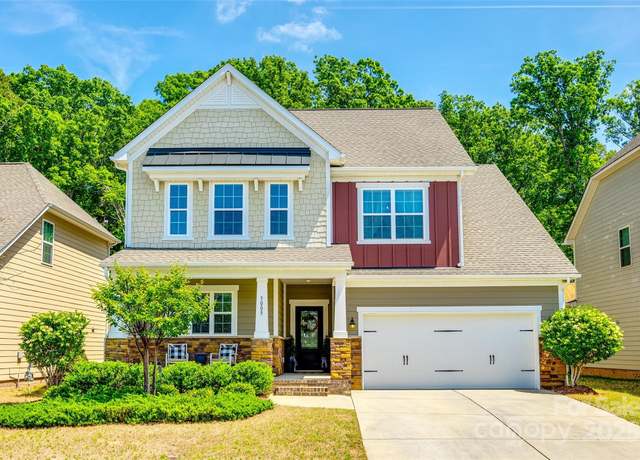 Property at 3005 Oakmere Rd, Waxhaw, NC 28173, 4 beds, 3 baths