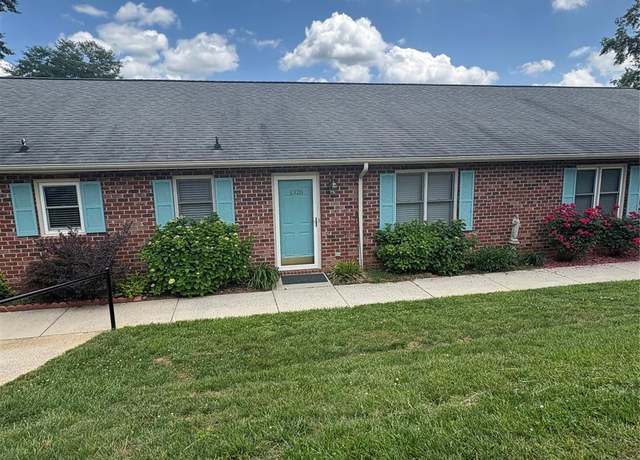 Property at 1326 5th St NE, Hickory, NC 28601, 2 beds, 1 bath