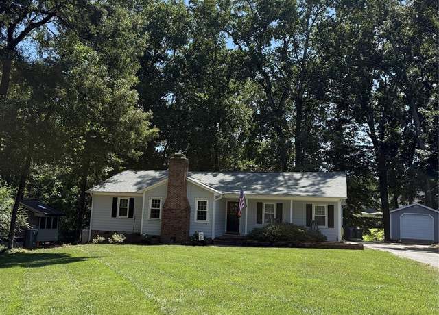 Property at 8825 Glencroft Rd, Mint Hill, NC 28227, 3 beds, 2 baths
