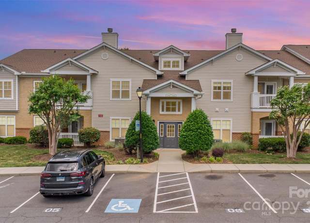 Property at 11707 Ridgeway Park Dr, Charlotte, NC 28277, 3 beds, 2 baths