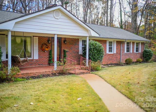Property at 183 Creekside Dr, Forest City, NC 28043, 4 beds, 3.5 baths