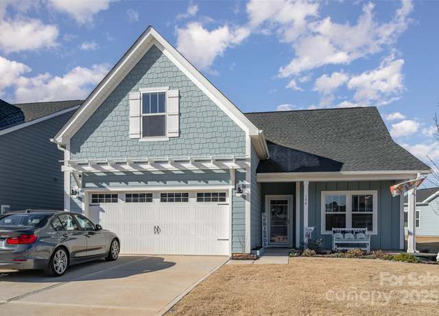 Property at 194 Tillery Ln, Mount Gilead, NC 27306, 3 beds, 2 baths