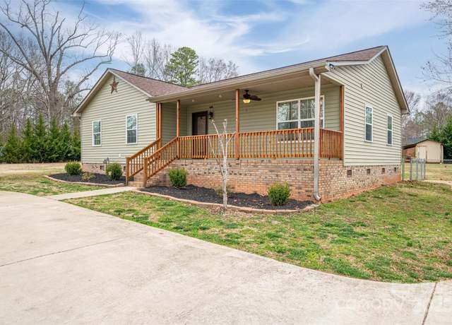 Property at 3155 Ramseur St, Lincolnton, NC 28092, 3 beds, 2 baths