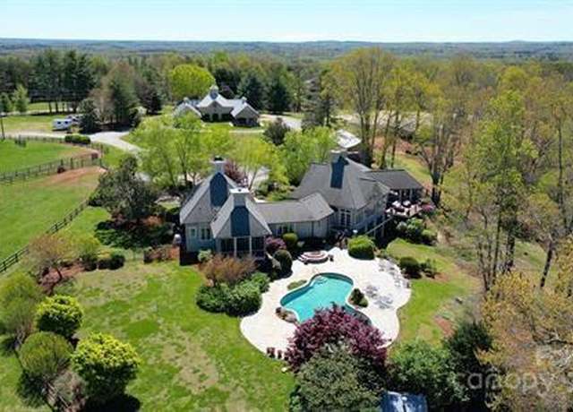 Property at 650 Golf Course Rd, Columbus, NC 28722, 4 beds, 5 baths