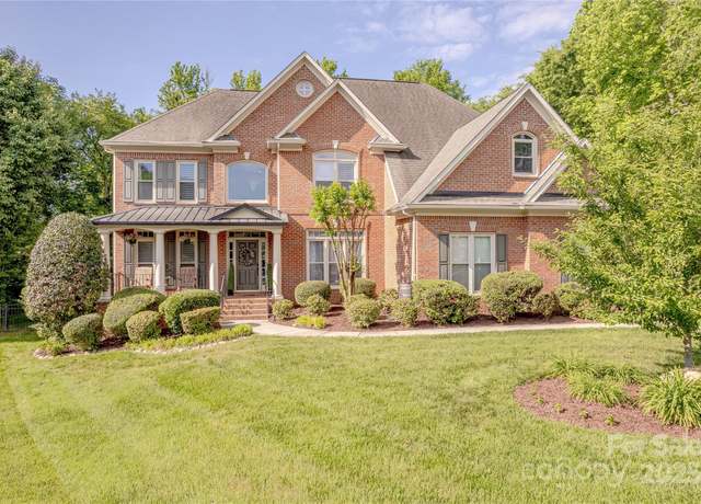Property at 3304 Danhill Pl, Matthews, NC 28105, 5 beds, 5 baths