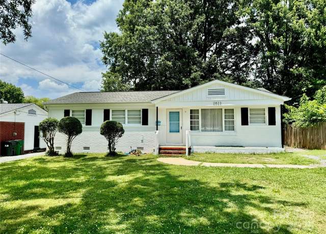 Property at 2823 Albany Ln, Charlotte, NC 28205, 3 beds, 1 bath