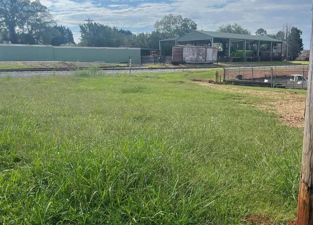 Property at 00 E 13th St #3, Newton, NC 28658