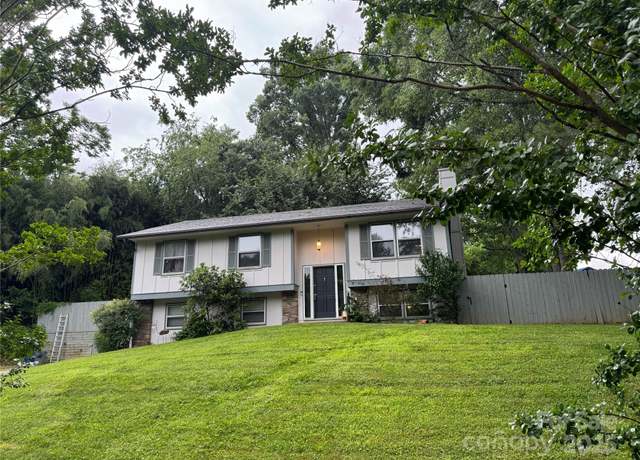 Property at 1 Spring Valley Dr, Arden, NC 28704, 4 beds, 2 baths