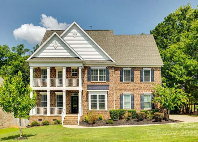 Property at 4704 Amberside Dr, Rock Hill, SC 29732, 5 beds, 3 baths