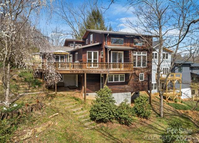 Property at 88 Craggy Ave, Asheville, NC 28806, 3 beds, 2.5 baths