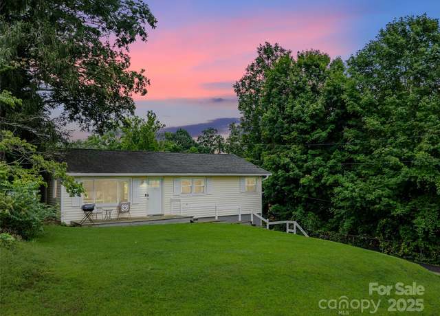 Property at 11 Oakley Dogwood Dr, Asheville, NC 28803, 4 beds, 2 baths