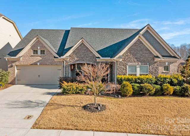 Property at 12904 Vermillion Xing, Huntersville, NC 28078, 3 beds, 2.5 baths