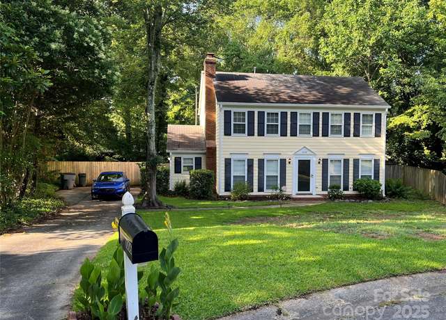 Property at 1006 Covewood Ct, Charlotte, NC 28270, 3 beds, 2.5 baths