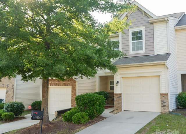 Property at 14411 Glendon Hall Ln, Charlotte, NC 28262, 3 beds, 2.5 baths