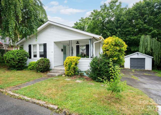 Property at 18 Jarrett St, Asheville, NC 28806, 2 beds, 2 baths