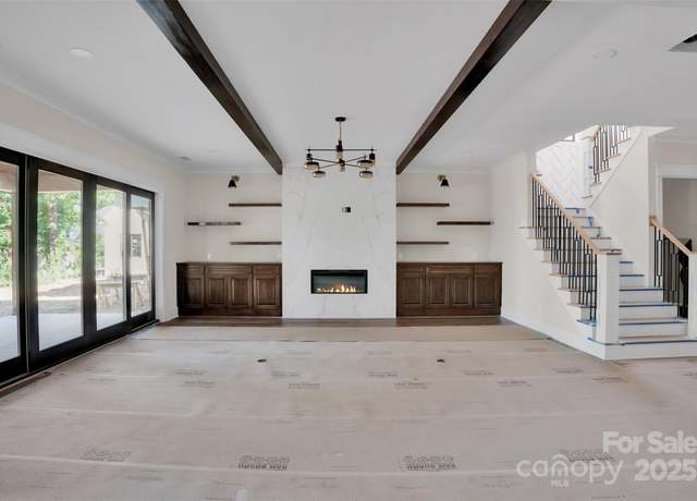 Property at 1211 Royal Prince Ct, Charlotte, NC 28211, 4 beds, 4 baths