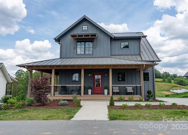 Property at 231 Westridge Farm Dr, Asheville, NC 28804, 4 beds, 3.5 baths