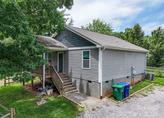 Property at 301 Morgan Rd, Candler, NC 28715, 2 beds, 2 baths