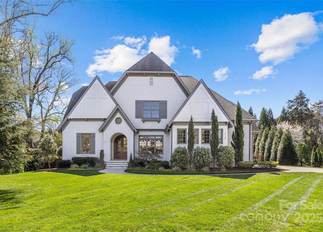 Property at 2137 Foxcroft Woods Ln, Charlotte, NC 28211, 5 beds, 5.5 baths