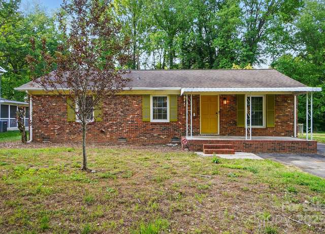 Property at 6558 Covecreek Dr, Charlotte, NC 28215, 3 beds, 1.5 baths