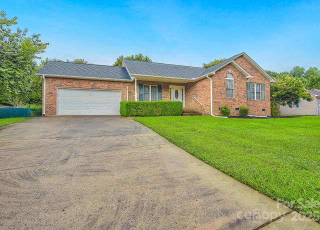 Property at 245 Carrington Ln, Salisbury, NC 28146, 3 beds, 2 baths