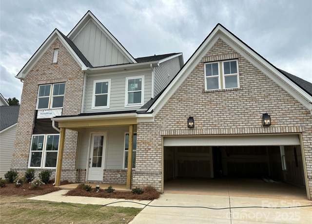 Property at 5216 Mint Harbor Way #0284, Charlotte, NC 28269, 5 beds, 4.5 baths