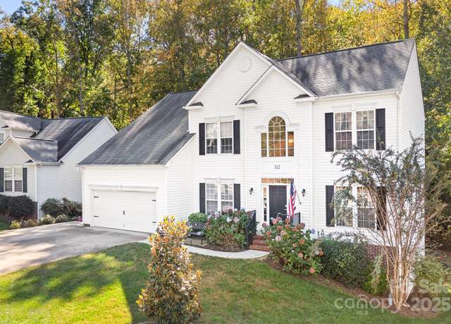 Property at 112 Sugar Thyme Ln, Mooresville, NC 28115, 5 beds, 3.5 baths