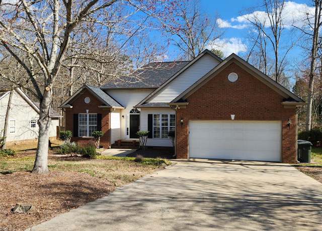 Property at 1640 Winthrop Ln, Monroe, NC 28110, 3 beds, 2 baths